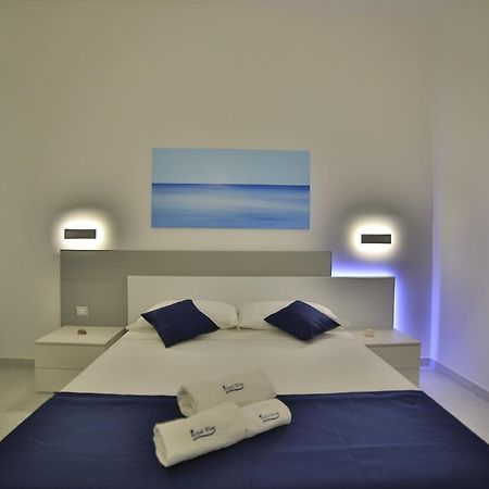 Royal Blue Lägenhet Porto Cesareo Exteriör bild